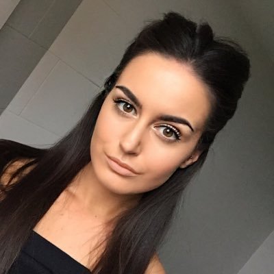 Profile Picture of Danielle Gallagher (@daniellesgallag) on Twitter