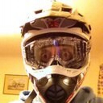 Profile Picture of Joe Holloway (@jholloway93) on Twitter