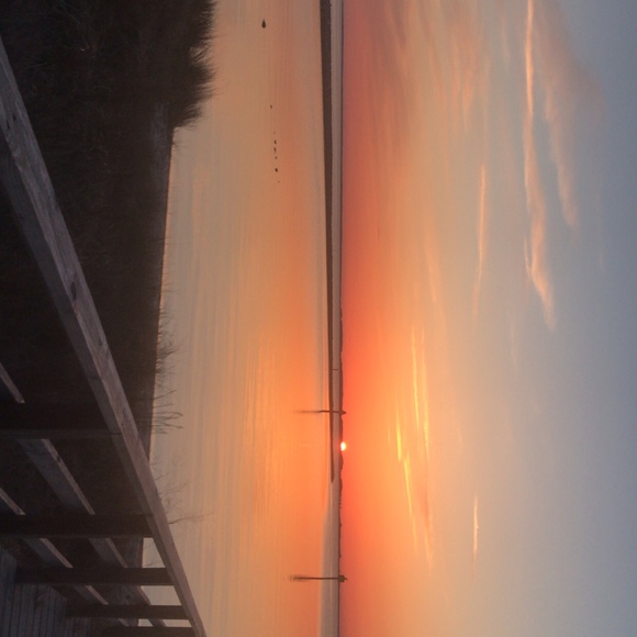 Profile Picture of Kiah Roberts (@kiah1960) on Poshmark