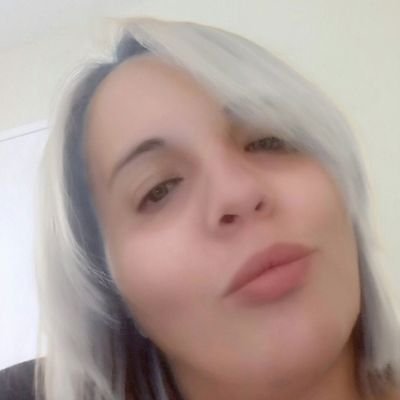 Profile Picture of Paula Simonetti (@simonetti_paula) on Twitter