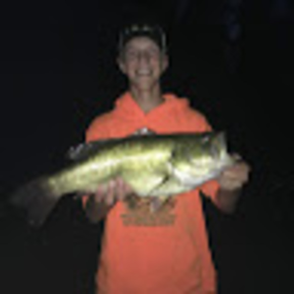 Profile Picture of Carter Soens (@cartersoens) on Poshmark
