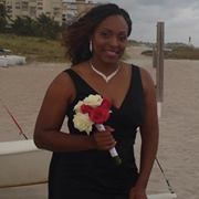 Profile Picture of Heather Cohen Mclean (@cohenmclean) on Pinterest