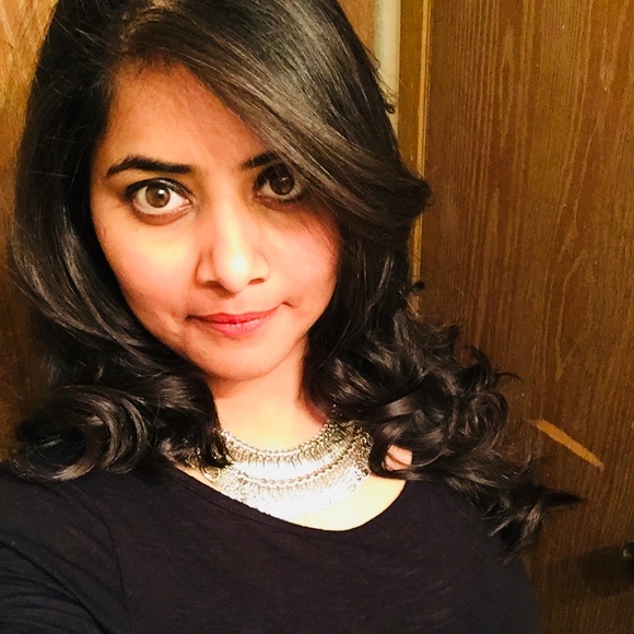 Profile Picture of Venkata Bhagavathula (@bvlsravani) on Poshmark