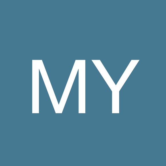 Profile Picture of Min Yang (@ym940113) on Poshmark