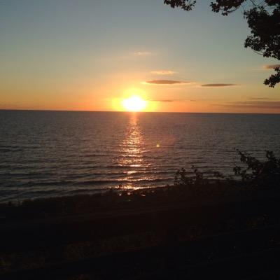 Profile Picture of Jessica Vande Vusse (@jlvandevusse) on Twitter