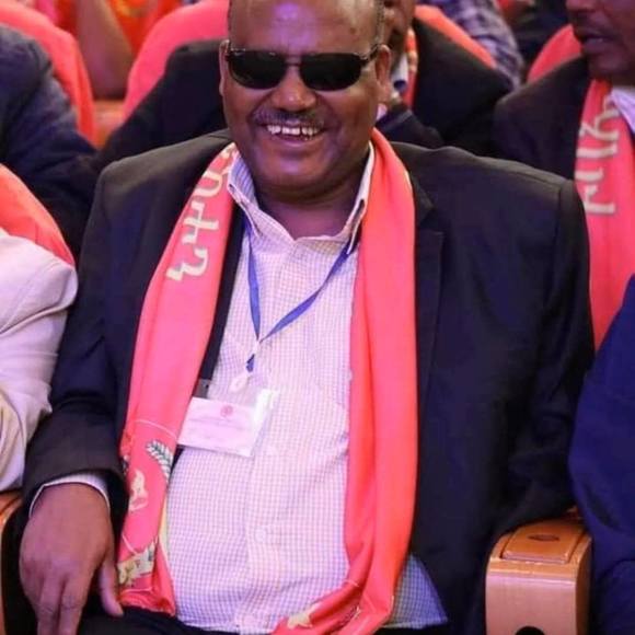 Profile Picture of Efrem Ethio (@ephrempaulo) on Poshmark