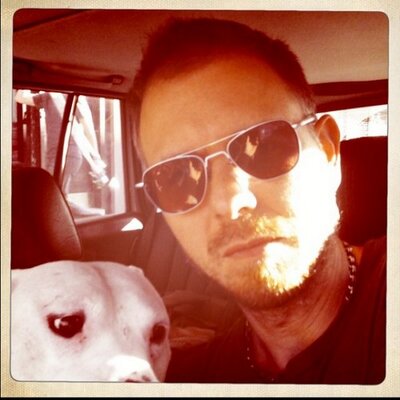 Profile Picture of Jim Morrison (@dangerousbreed) on Twitter