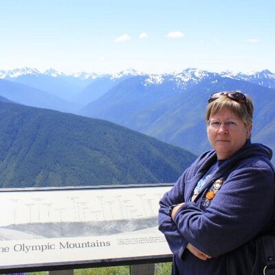 Profile Picture of Debbie Easley (@debbiereasley) on Twitter