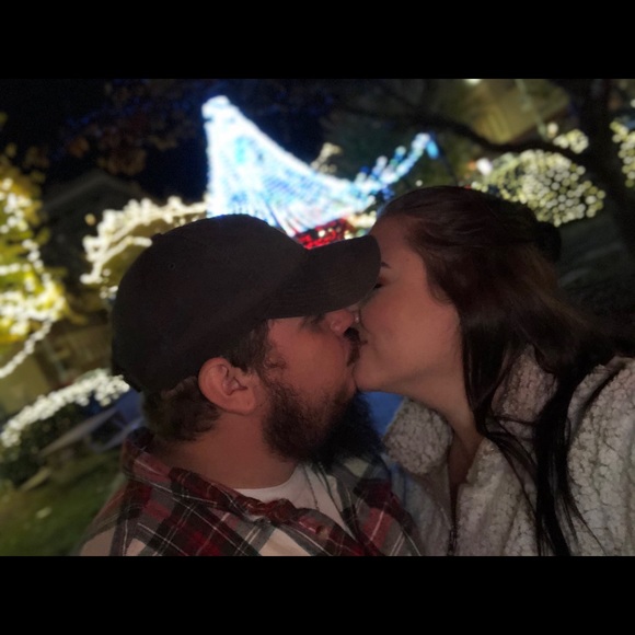 Profile Picture of Hunter Lamb (@lambo1369) on Poshmark