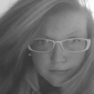 Profile Picture of Lacey Elizabeth (@LaceyElizabeth8) on Twitter