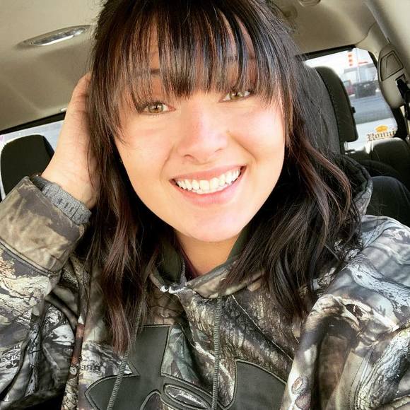 Profile Picture of Angelica Onesko (@angelicashappy) on Poshmark