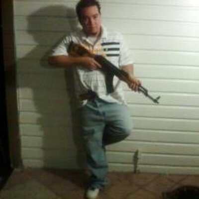 Profile Picture of Simon Soto (@Stang_racin) on Twitter