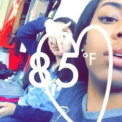 Profile Picture of Bernadette (@issa_meeeeeeeee) on Twitter