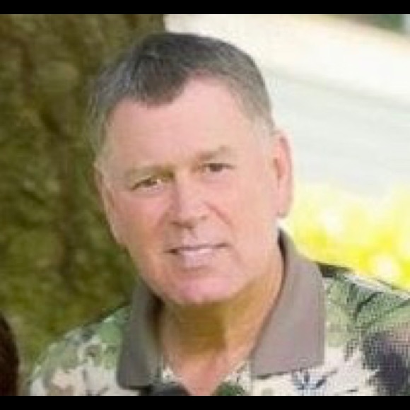 Profile Picture of David Flippen (@1flipman) on Poshmark