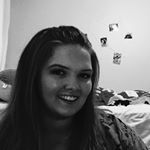 Profile Picture of carly mcdowell (@carly.sings.acc) on Instagram