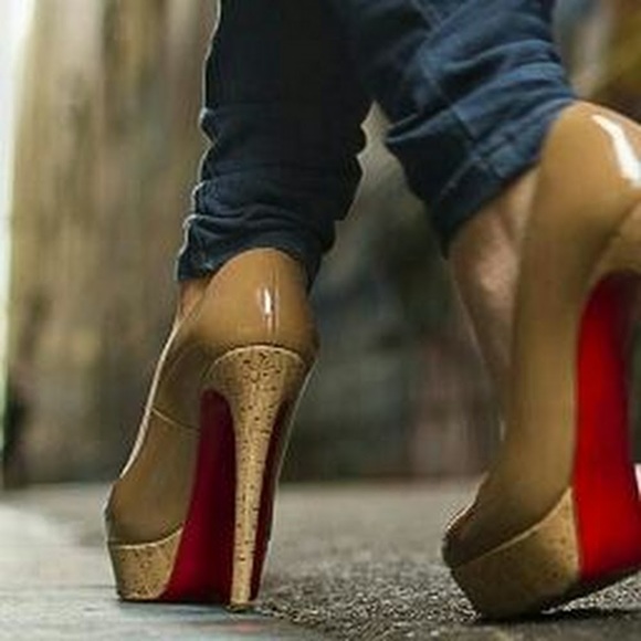 Profile Picture of Lorraine Frontzak (@lfrontzak) on Poshmark