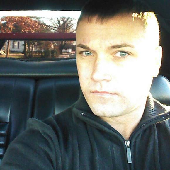 Joe Henson - Poshmark Profile Picture of Joe Henson (@jhenson79) on Poshmark