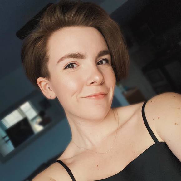 Profile Picture of Jennifer Weitzel (@jenni_ifers) on Poshmark