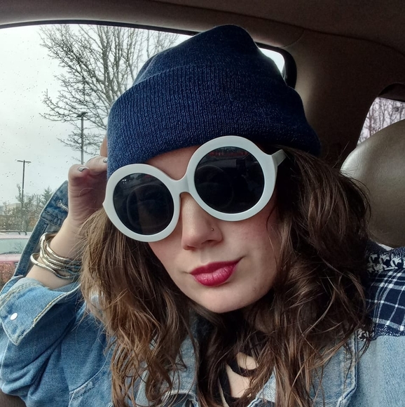 Profile Picture of Cheralynn Andrine (@cher_andrine) on Poshmark
