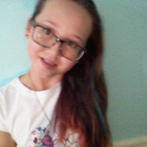 Profile Picture of Lillian Cabrera (@DramaEmma2004) on Twitter