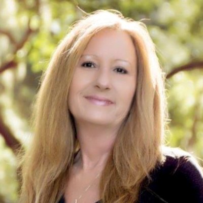 Profile Picture of Dawn  Hartman Gintz (@Dawn215) on Twitter