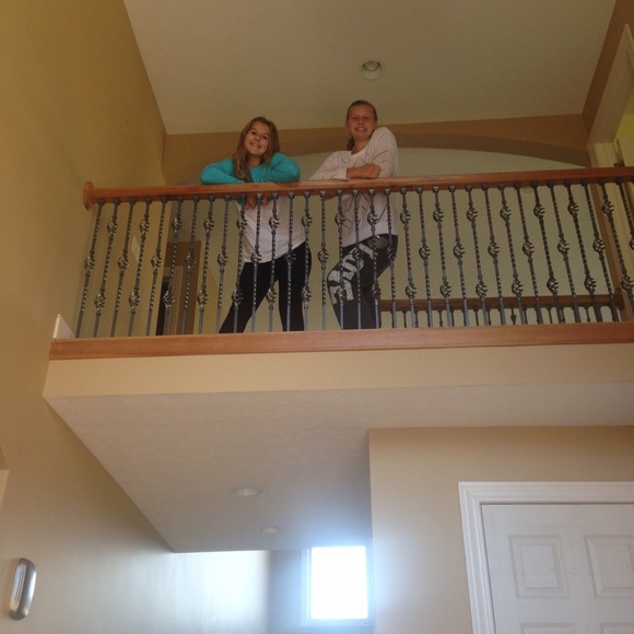 Profile Picture of Katie Reitler (@katie10137) on Poshmark