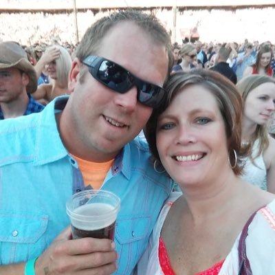 Profile Picture of Stacy Reisinger (@rizer02) on Twitter