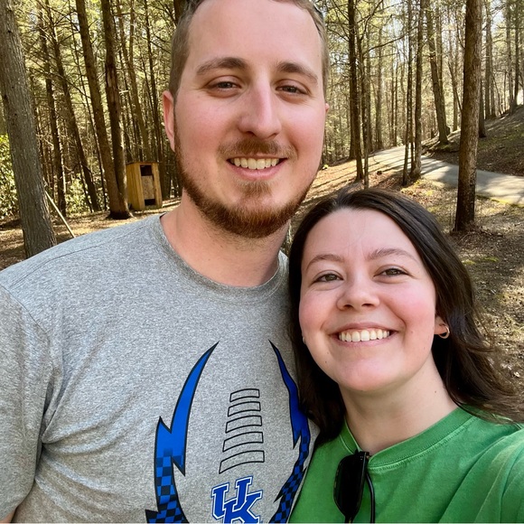 Profile Picture of Shayna Neal (@shayna0616) on Poshmark