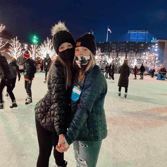 Profile Picture of Carly Grohall (@carlygrohall) on Poshmark