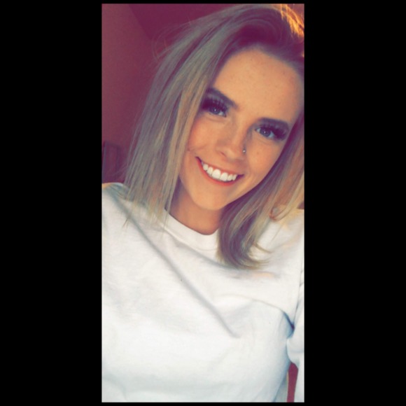 Profile Picture of Mckensi Profitt (@kensiprof) on Poshmark