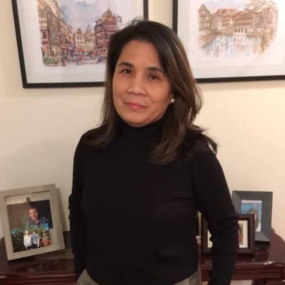 Profile Picture of Jasmin Suitt (@jbsuitt) on Poshmark