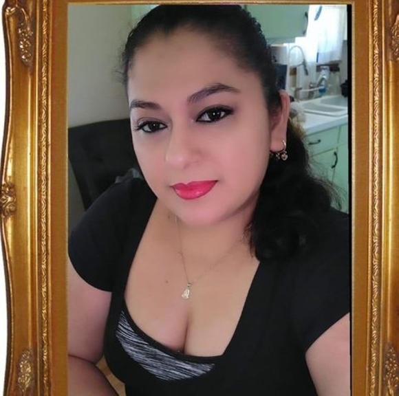 Profile Picture of Agripina Morenob (@agripinamorenob) on Poshmark