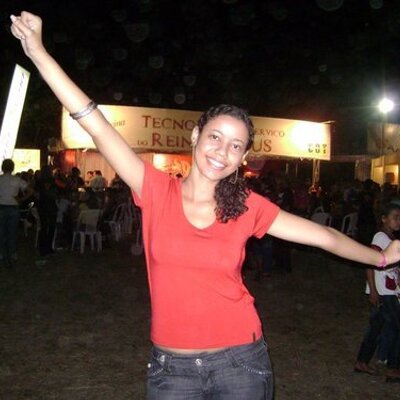 Profile Picture of MSuellen Soares (@SueLLinha1990) on Twitter