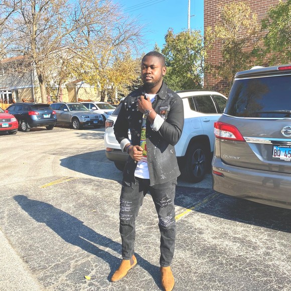 Profile Picture of Israel Makiese (@israelmakiese) on Poshmark