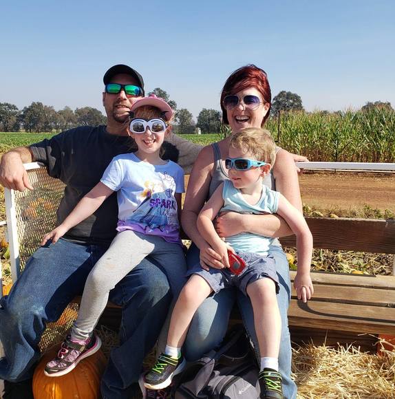 Profile Picture of Ilissa Bobst (@ilissabobst) on Poshmark