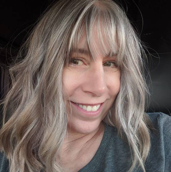 Profile Picture of Lucia Wilson (@lmw7340) on Poshmark