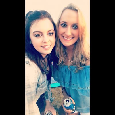 Profile Picture of Andrea Welch (@@aleann_welch) on Twitter
