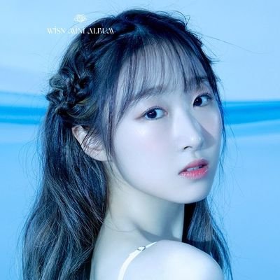 Profile Picture of Marise (@crystalsloona) on Twitter