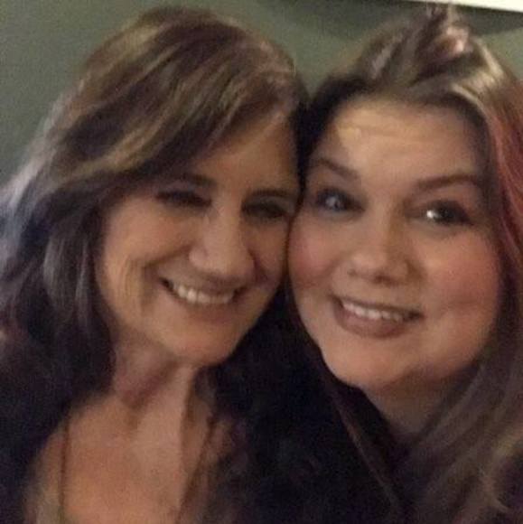 Profile Picture of Lisa Gist (@loklow) on Poshmark