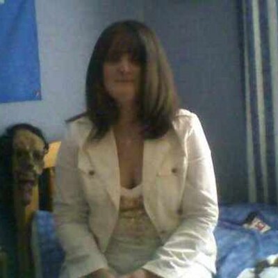 Profile Picture of Paula Davidson (@pauladavidson25) on Twitter