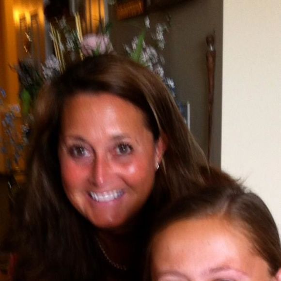 Profile Picture of Betsy Johnson (@betsyjohnson63) on Poshmark