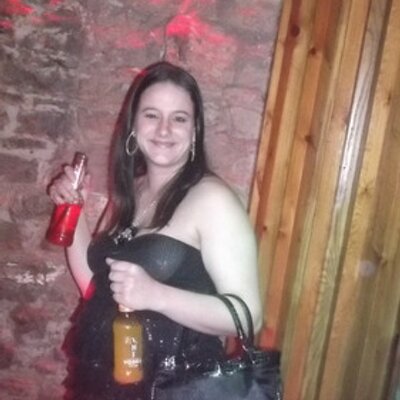 Profile Picture of Rebecca Bradshaw (@becky_brad84) on Twitter