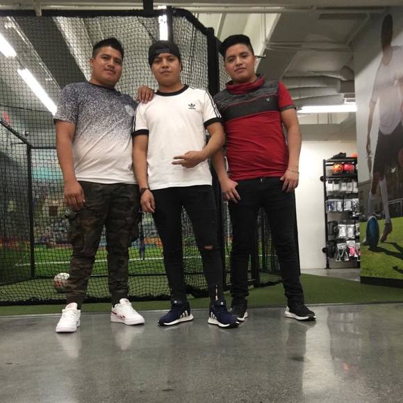 Profile Picture of Joseph Chan (@joseph_chan) on Poshmark