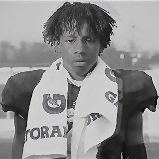 Profile Picture of Bobby Holmes III (@officialbobbyh1) on Twitter