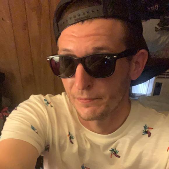 Profile Picture of Jimmy Snyder (@jimmysnyder2019) on Poshmark