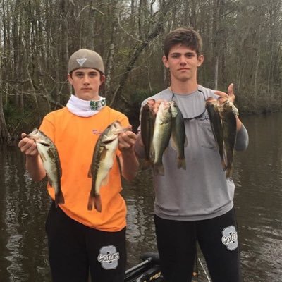 Profile Picture of Zach (@zach_cochran__) on Twitter