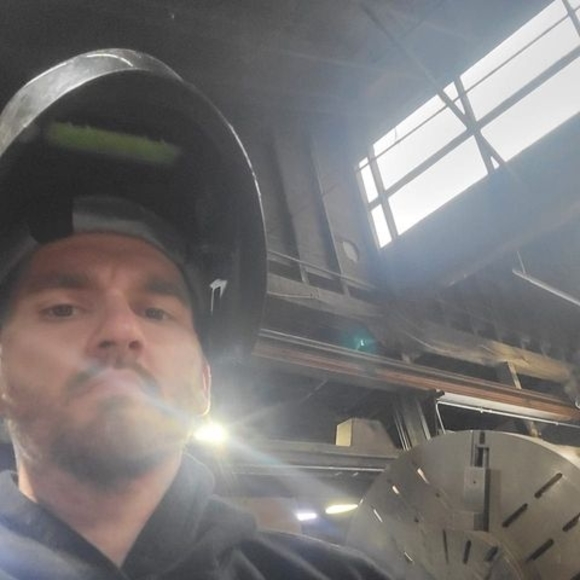 Profile Picture of Jeric Kramer (@jeric_kramer) on Poshmark