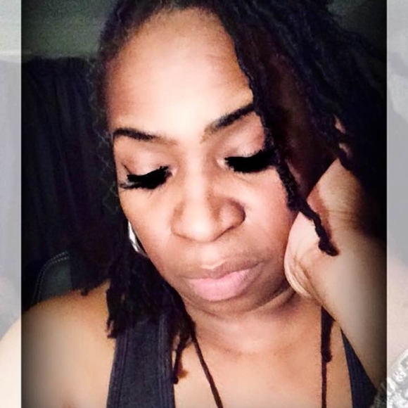 Profile Picture of Sylvia Dann (@sylviadann) on Poshmark