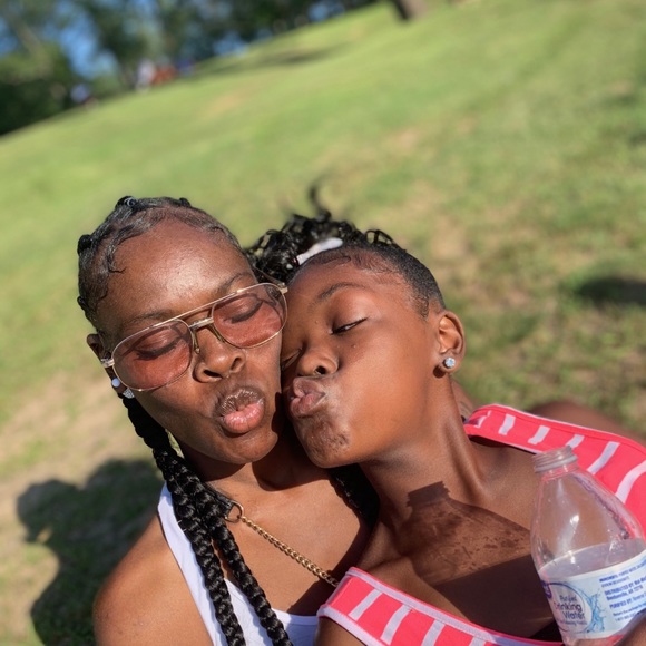 Profile Picture of Dominique Allen (@domcory3137) on Poshmark