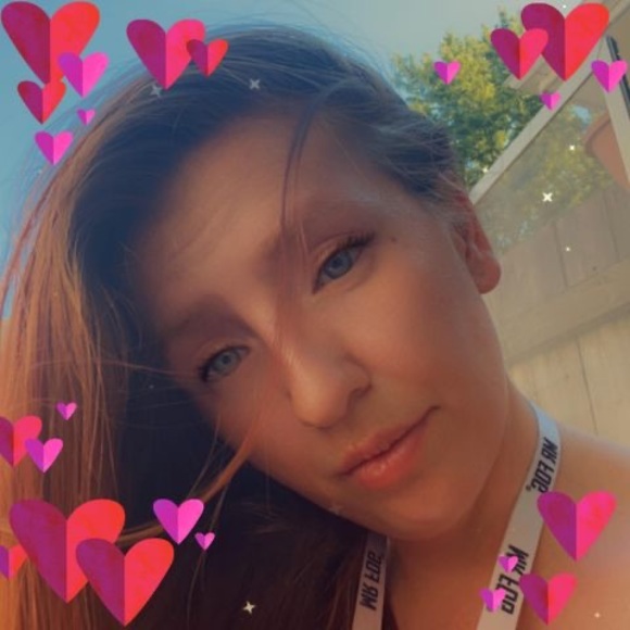 Profile Picture of Jacquelyn Friel (@jacquelynfriel) on Poshmark
